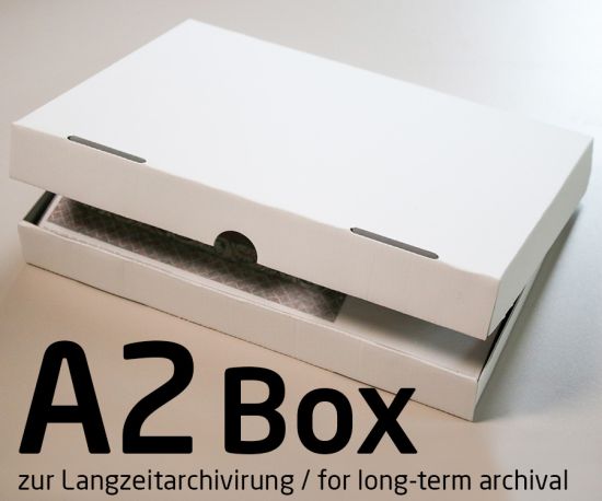 Photo archive box for DIN A2 prints for long-term archiving
